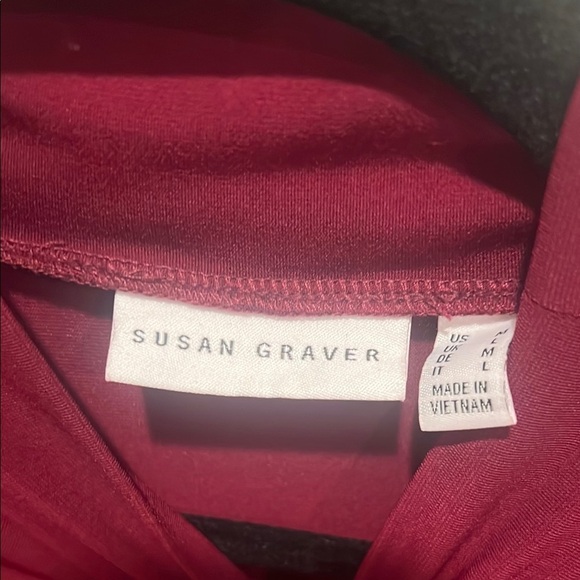 Susan Graver Deep Red Long Sleeve blouse with pockets - Picture 2 of 3